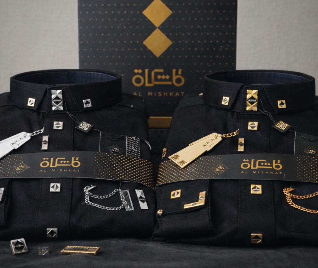 قميص المشكاة الأسود الفاخر بعلبة فاخرة - الصورة 3